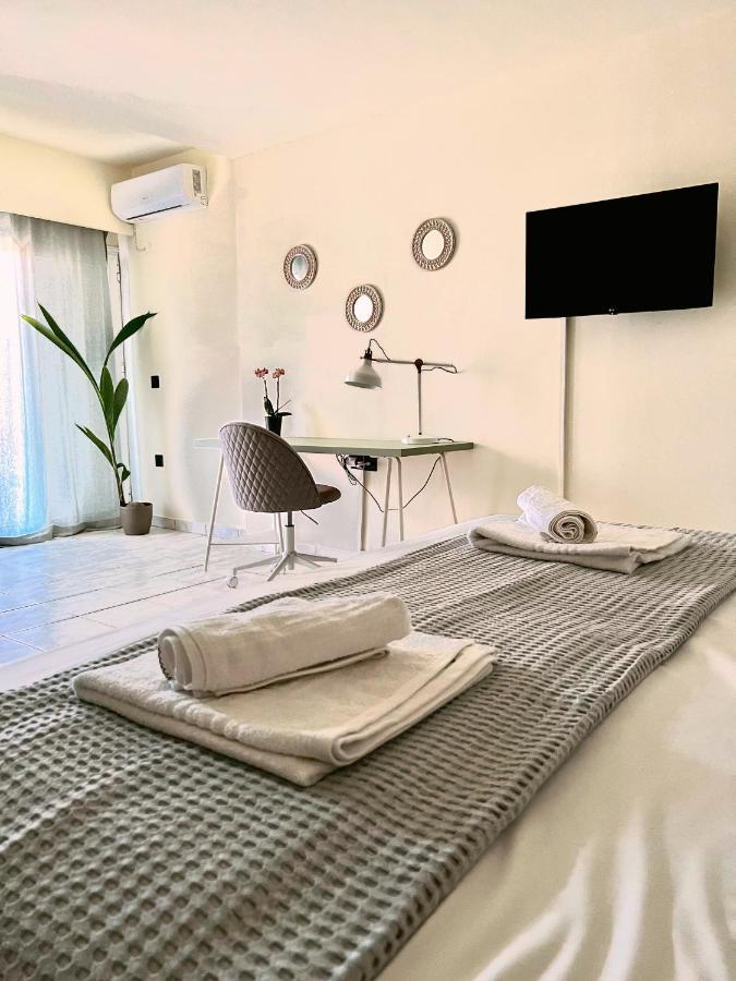 Kalamata Garden Suite Extérieur photo