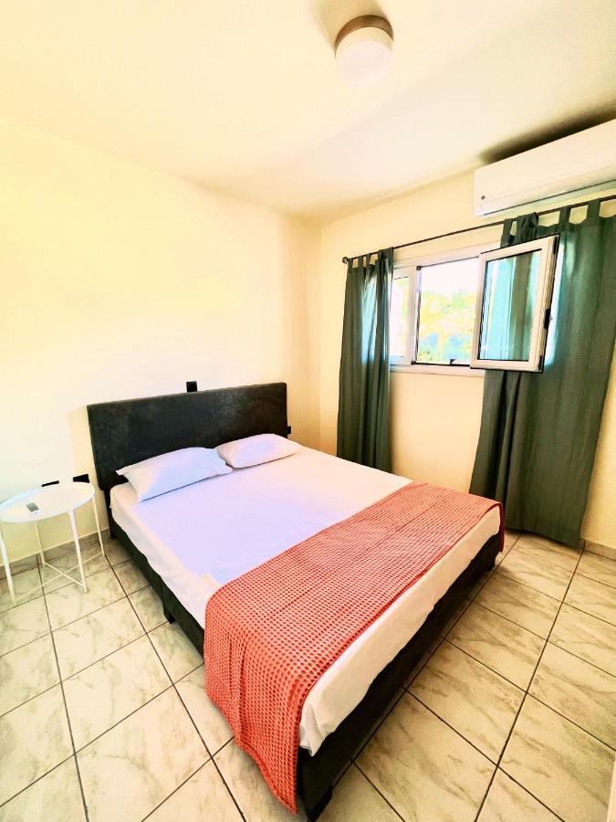Kalamata Garden Suite Extérieur photo