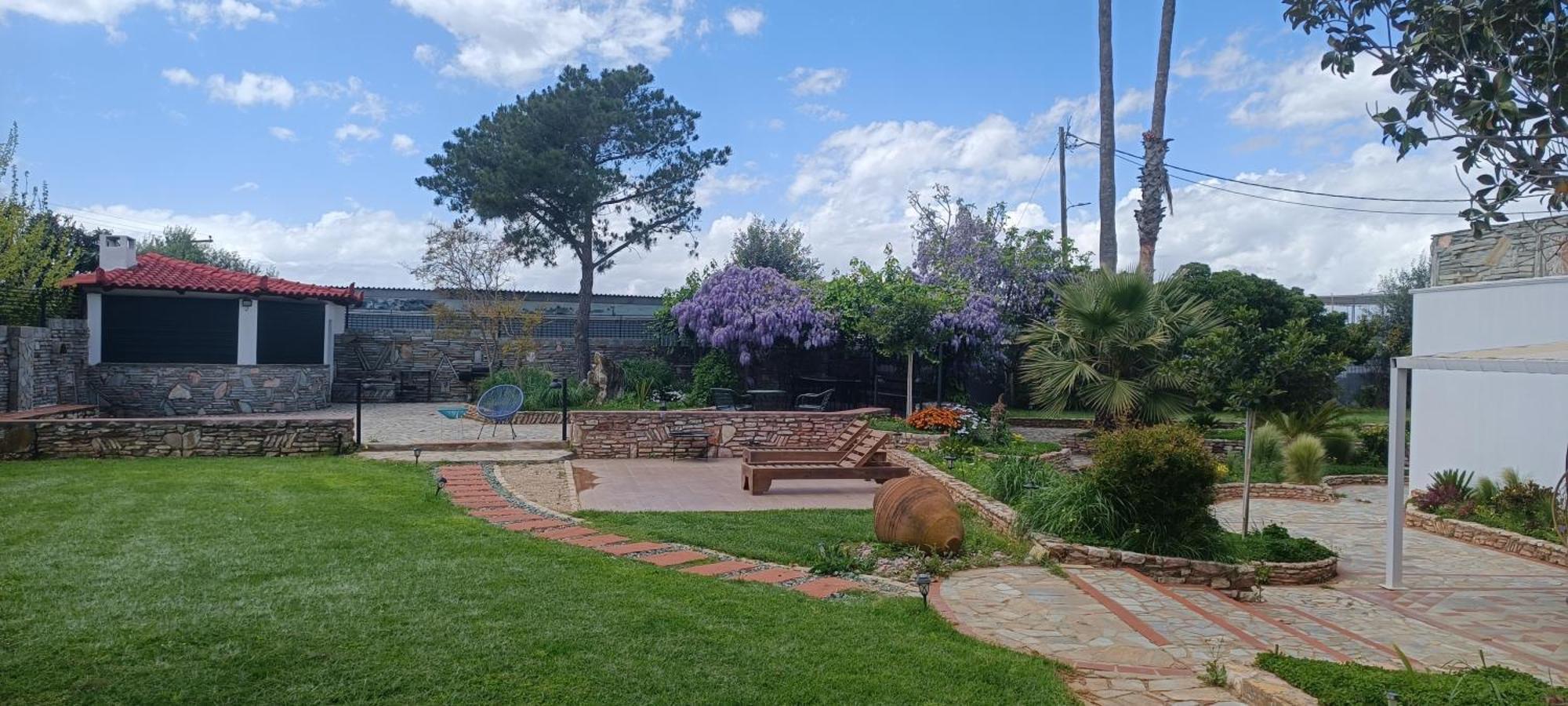 Kalamata Garden Suite Extérieur photo